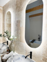 LINA, LED upplyst spegel, Badrumsspegel, Badrumsspegel med LED-belysning, Badrumsspegel oval med LED-belysning