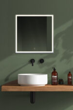 THEO, LED upplyst spegel, Badrumsspegel, Badrumsspegel med LED-belysning, Badrumsspegel rektangulär med LED-belysning, mattvit